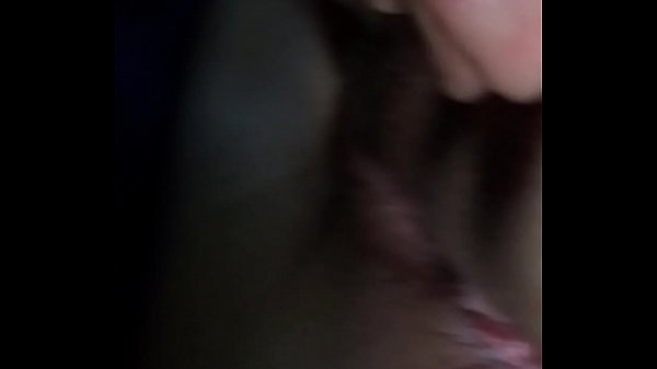 Met een vriendin in de auto